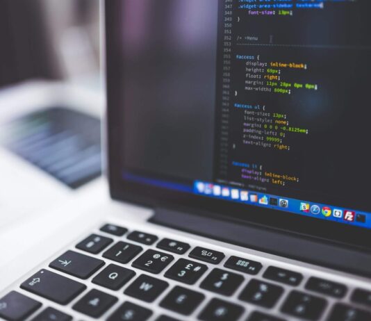 How To Find A Right Web Designer For Your Web Design Project? Right Web Designer